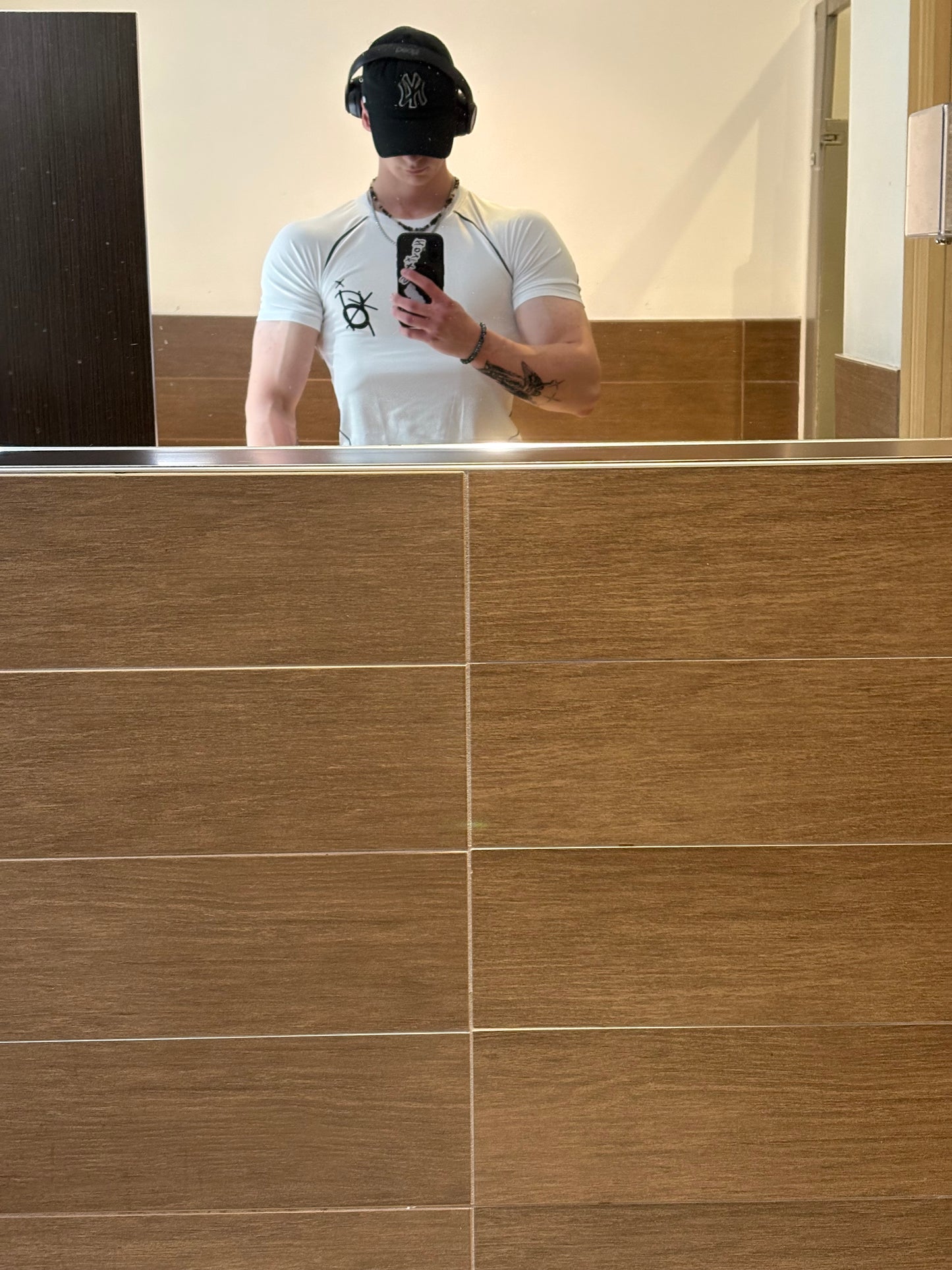 NOX SERIES TEE